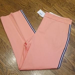 Ecru Liu Cropped Pant with Ribbon